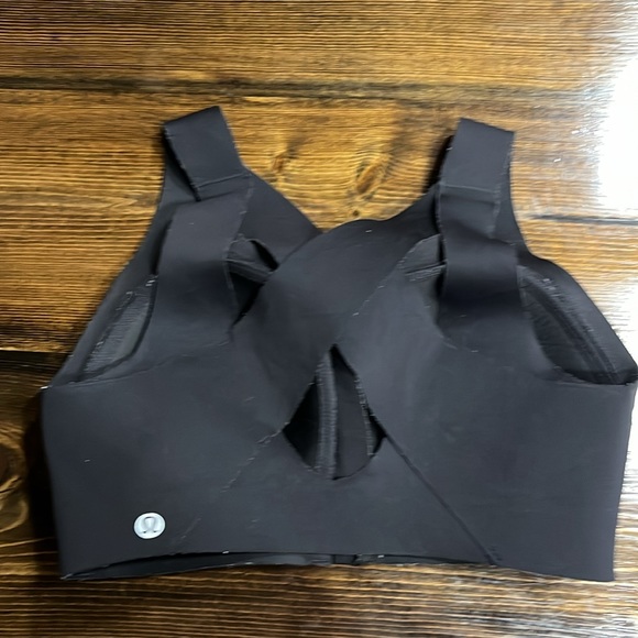 ❤️SOLD❤️Lululemon Enlite Front Zip Bra - Picture 3 of 6